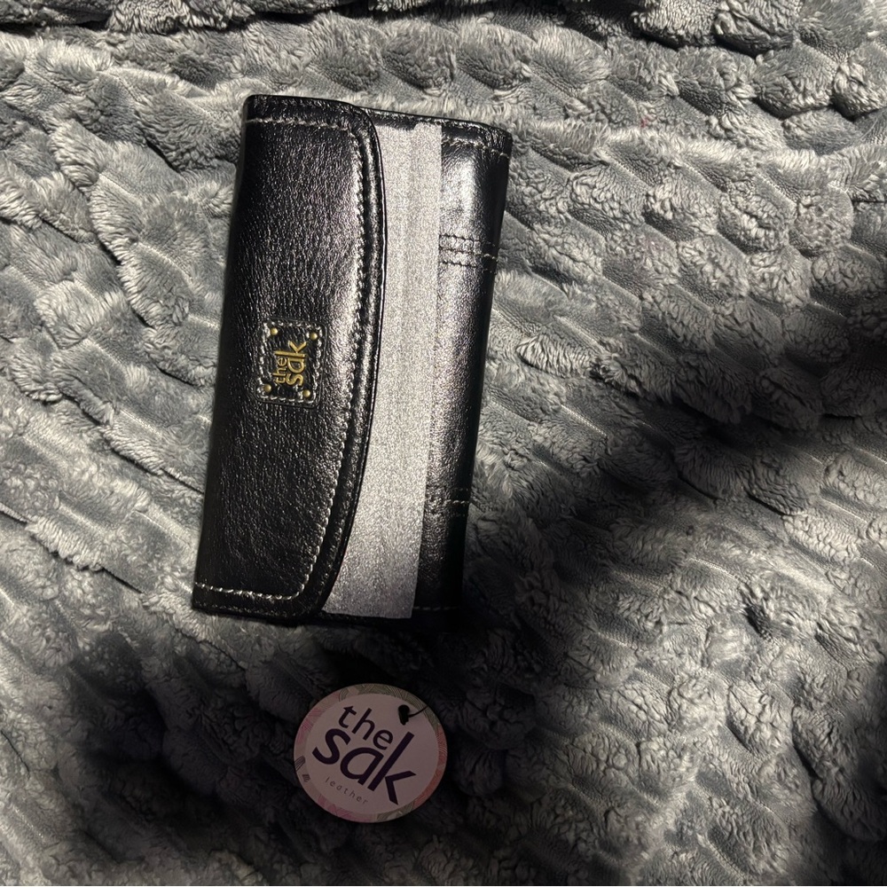 The Sak Black and Gray Key Holder